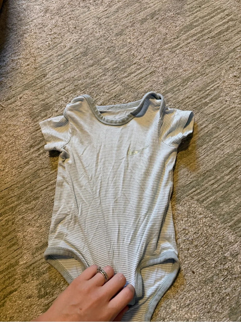 BABY NIKE SET - Picture 8 of 9